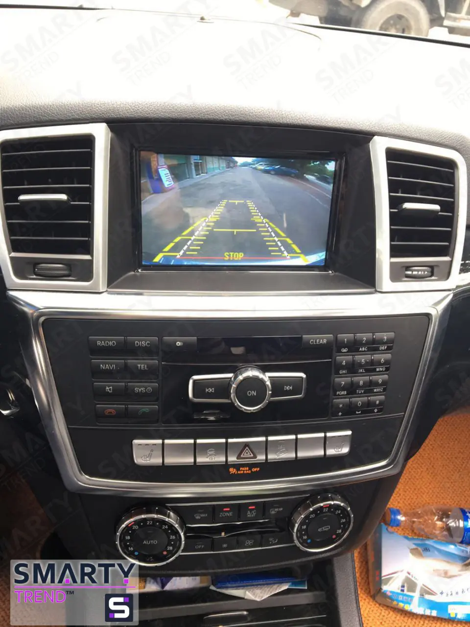 SMARTY Trend head unit for Mercedes Benz GL-Class.